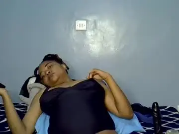 Chaturbate Live Sex of sexyshazy1