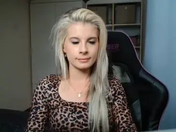 Chaturbate Sex Chat of kristineamore