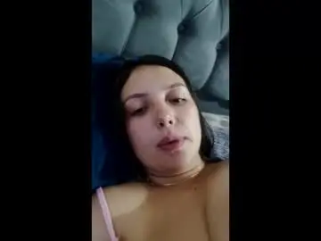 Chaturbate Sex Chat of bella_karoline