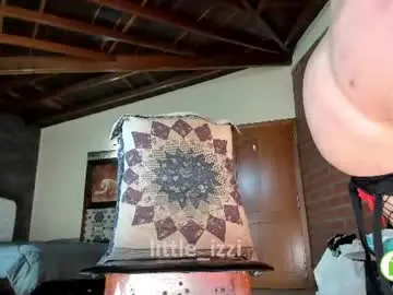 Chaturbate Free Porn Cam of little_izzi