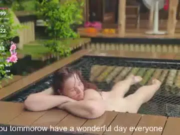 Chaturbate Watch Live Sex Cams of leediseeeex