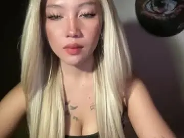Chaturbate Best live sex cam show of makemesquirt_xxx