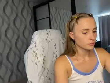 Chaturbate Nude Webcam of litle_girl05