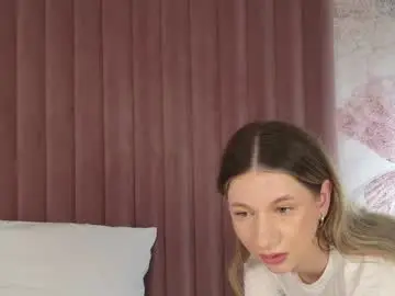 Chaturbate Watch Live Sex Cams of ariaheart_