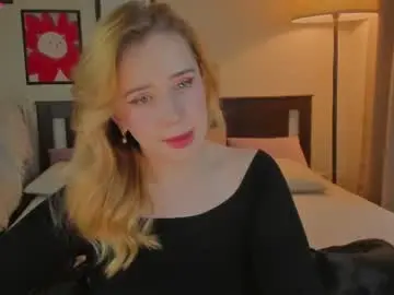Chaturbate Live Sex Cam of lavender_tender