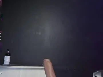 Chaturbate Free Live Porn of emilyjhonson_1