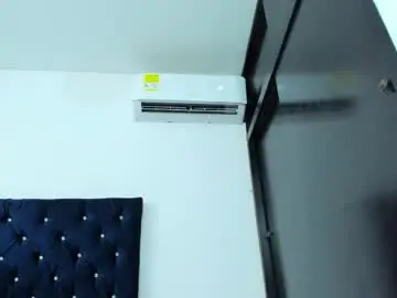 Chaturbate Best live sex cam show of alessiakaunn