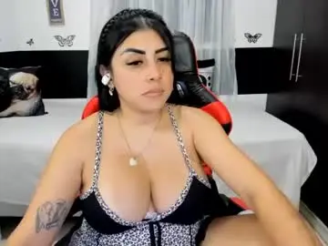 Chaturbate Adult Webcam of lucy007_