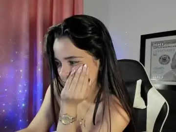 Chaturbate Free Porn Cam of lucianamoreau_