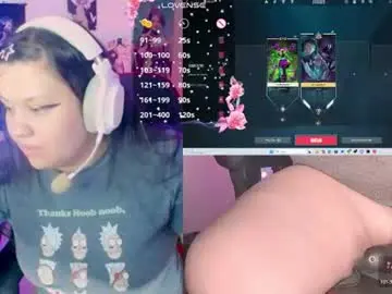 Chaturbate Free Live Porn of crystal_velvet01