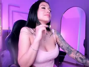 Chaturbate Best live sex cam show of nahomekuperth_
