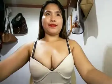 Chaturbate Nude Webcam of sweetie_trishiaxx