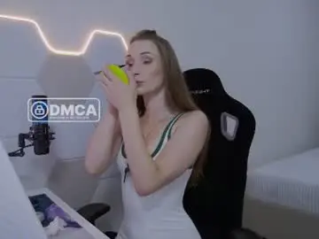 Chaturbate Free Porn Cam of skyqueeni