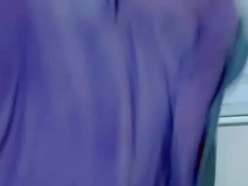 Chaturbate Live Sex Cam of anne_julienne
