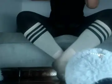 Chaturbate Live Sex Cam of obeythegoddess300798