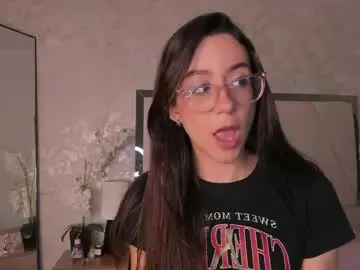Chaturbate Sex Cam of ari_wilde