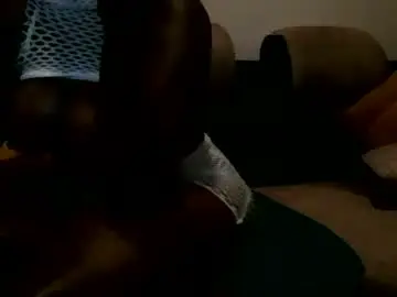 Chaturbate Watch Live Sex Cams of xowie1