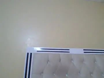 Chaturbate Free Live Porn of smartqueen1