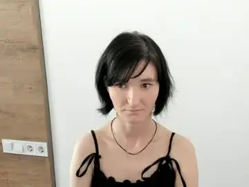 Chaturbate Watch Live Sex Cams of silkmia