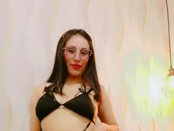Imlive Adult Webcam of XSamanthaRozx