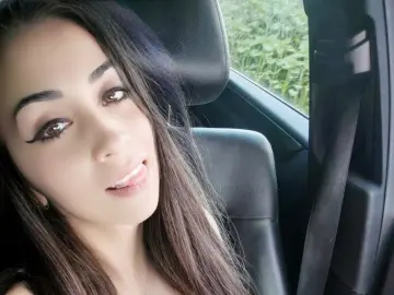 Livejasmin Free Porn Cam of GiuliaLarry