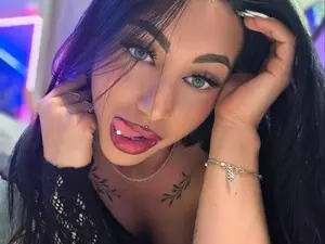 Myfreecams Adult Webcams of HAZZELL