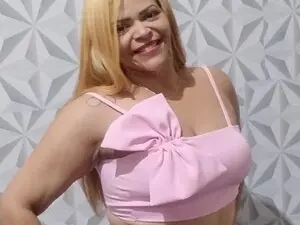 Myfreecams Nude Webcam of naughtygirl20