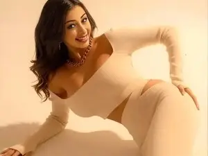 Myfreecams Watch Live Sex Cams of ViktoriaHoney