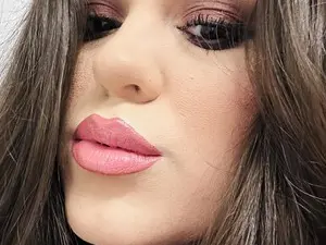 Myfreecams Best live sex cam show of LaylaLayla1
