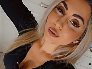 Myfreecams Sex Chat of TorriHayes