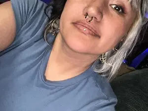Myfreecams Free Live Porn of Screamqueen