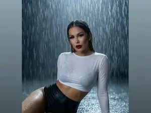 Myfreecams Private Sex Chat of Roshen_Amira