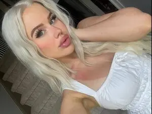 Myfreecams Adult Webcam of Your_girl