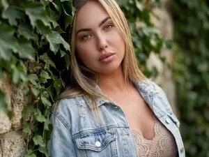 Myfreecams Adult Webcams of AmiraSoul_