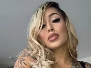 Myfreecams Sex Cam of Mia_hott_