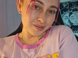 Myfreecams Nude Webcam of SweetYeyis