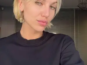 Myfreecams Nude Webcam of VivicaCoke