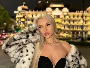 Myfreecams Private Sex Chat of LovelyBianca_