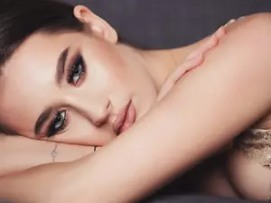 Myfreecams Private Sex Chat of AnnieKarrera1