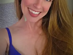 Myfreecams Live Porn of CharlotteDoe
