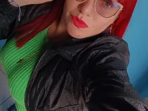 Myfreecams Adult Webcam of Carolinhe_