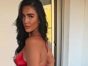 Myfreecams Watch Live Sex Cams of ElleBloom