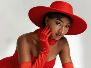 Myfreecams Live Sex Cam of Nyakimgold