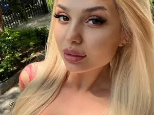Myfreecams Private Sex Chat of KylieKroft