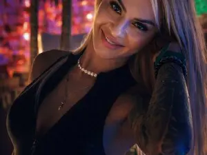 Myfreecams Live Sex Cam of TiffanyMaze