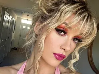 Streamate Live Sex Cam of LunaLouiseLuxe
