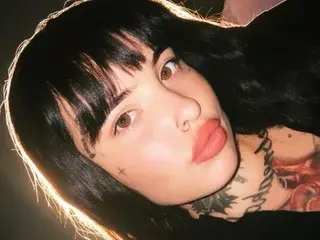 Streamate Adult Webcam of HoneyDripsOnYou