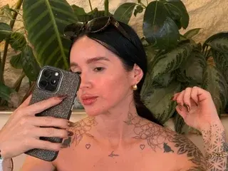 Streamate Free Live Porn of Sweetssinn