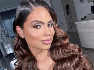 Streamate Watch Live Sex Cams of MadisonWilde