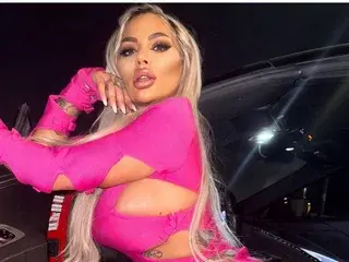 Streamate Adult Video Chat of BlancheLuxee